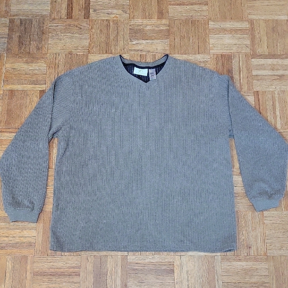 Farah Gray V-Neck Sweater SIZE XL